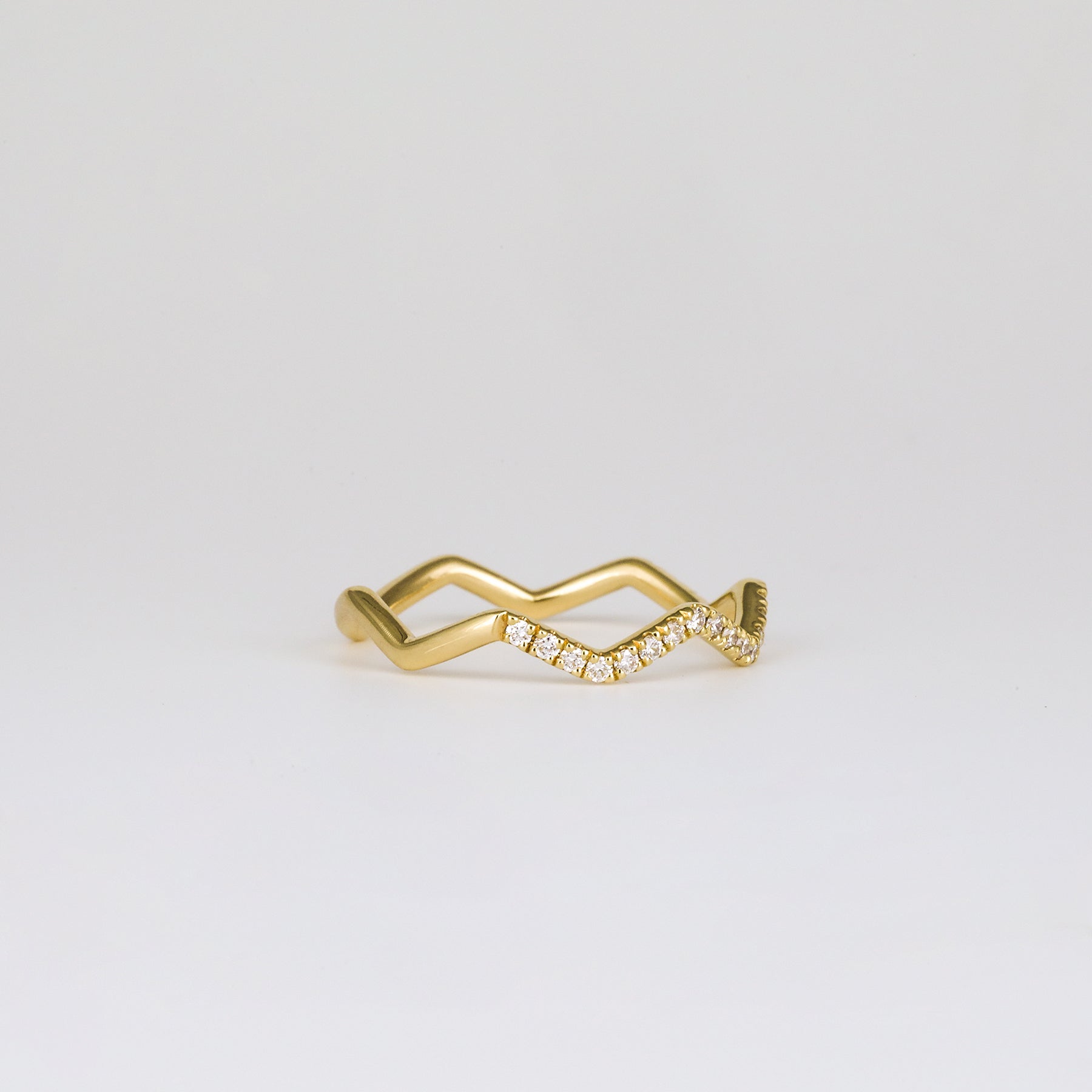 0.44 TCW Round Lab Grown Diamond Zig Zag Wedding Band