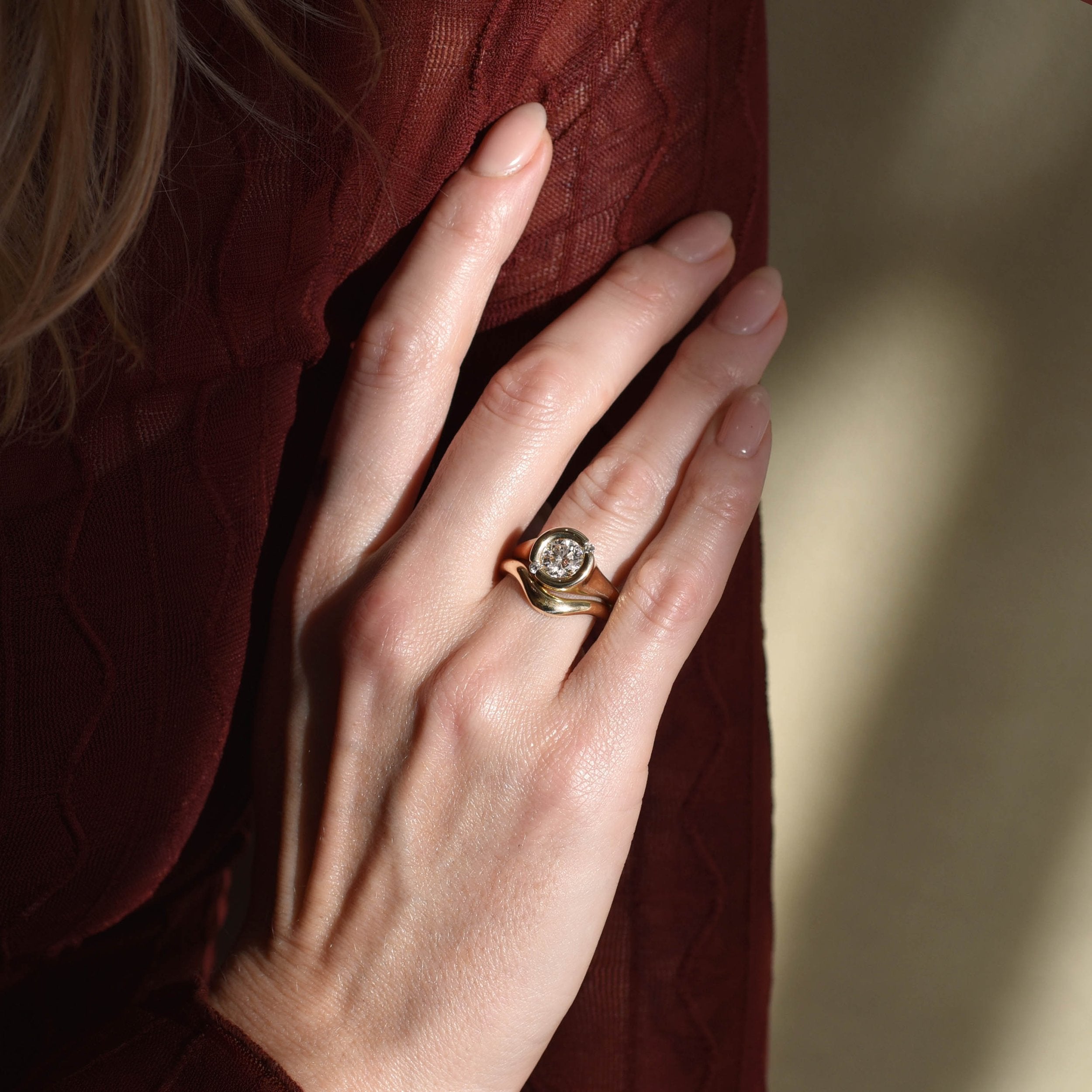 Curved Stckable Wedding Band