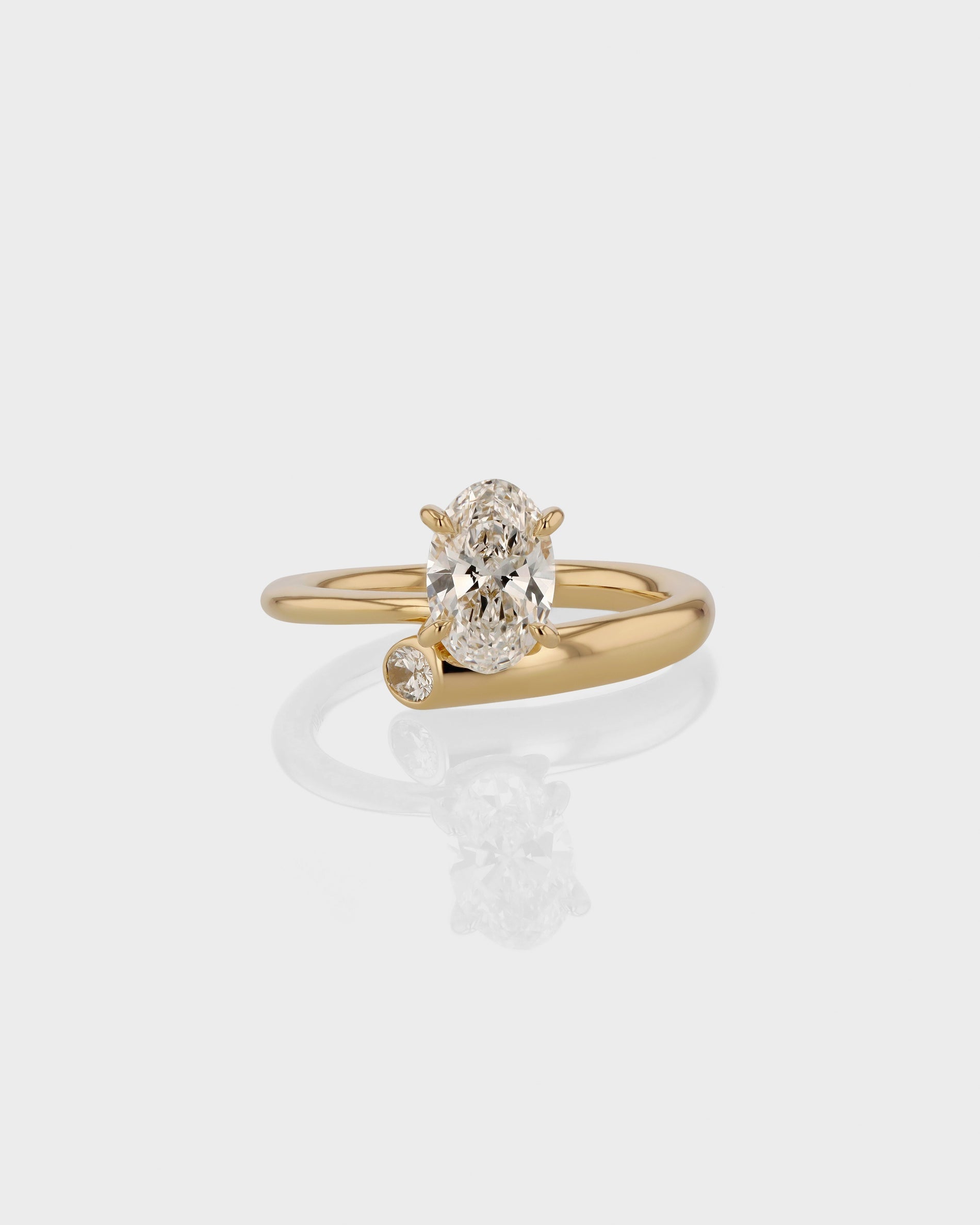 1.0 - 3.0 CT Oval CVD Diamond Unique Engagement Ring