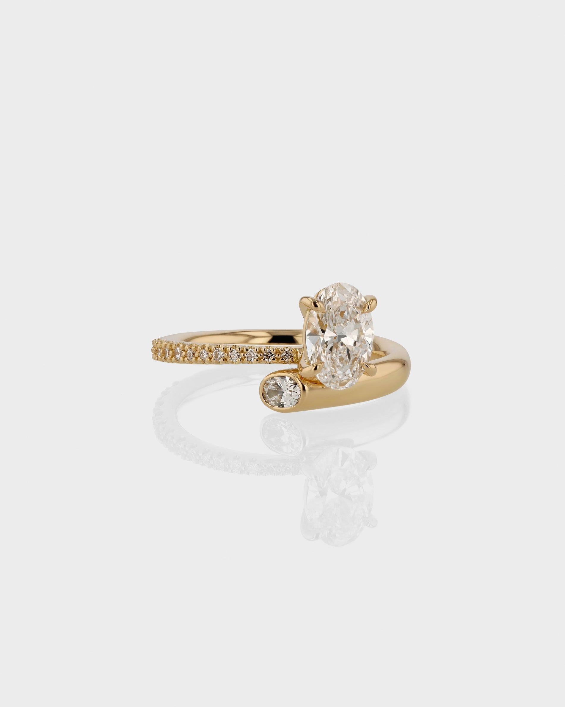 1.0-3.0 CT Oval Cut Lab Grown Diamond unique Engagement Ring