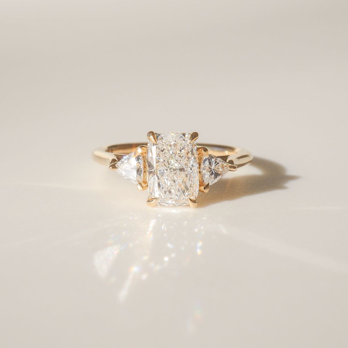 Cushion_Trilogy_1.7ct-1