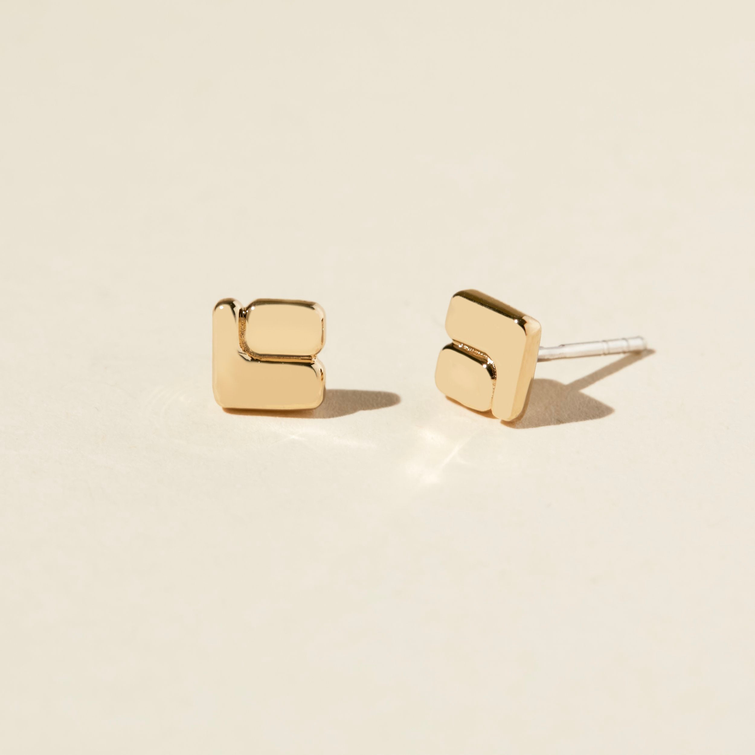 Plain Stud Daily Wear Earrings