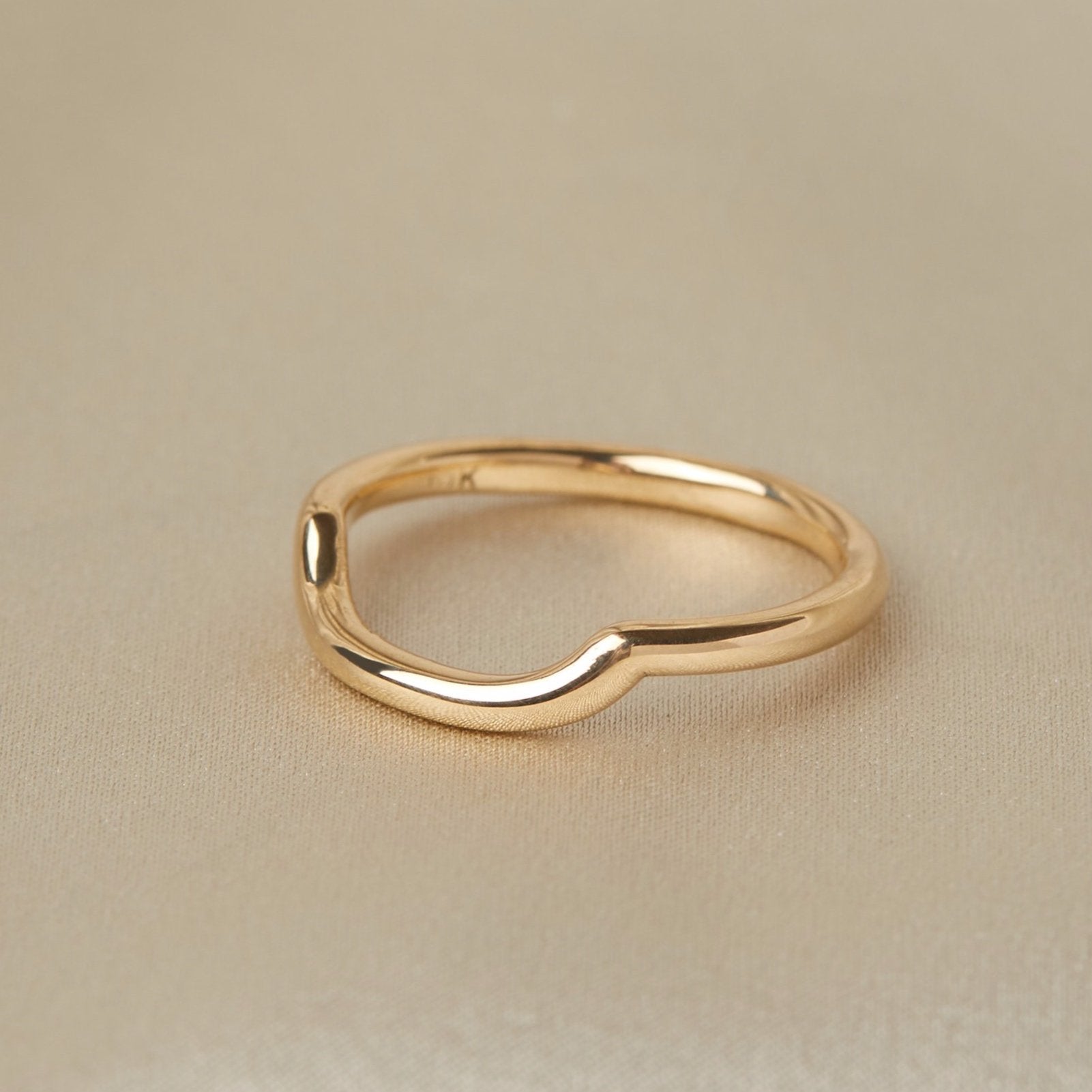 Curved Plain Delicate Wedding Band