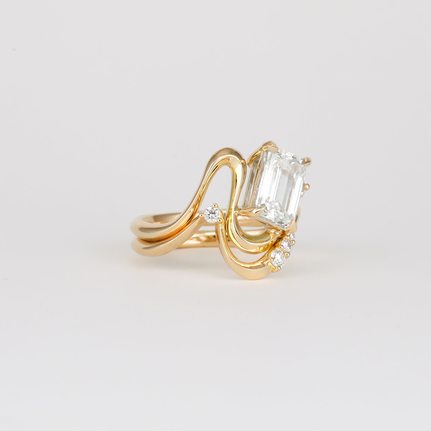 1.51 -3.50 CT Emerald Lab Grown Diamond Unique Bridal Ring Set