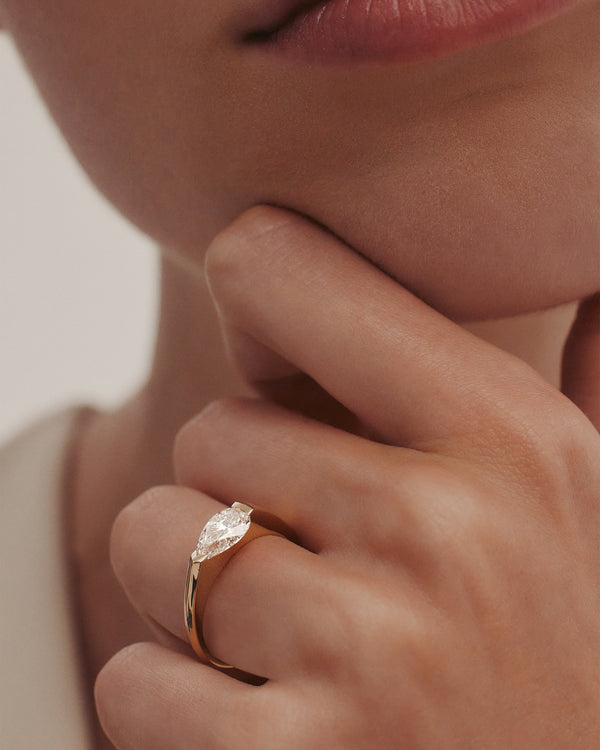 1.0 CT Pear CVD Diamond Unique Style Engagement Ring