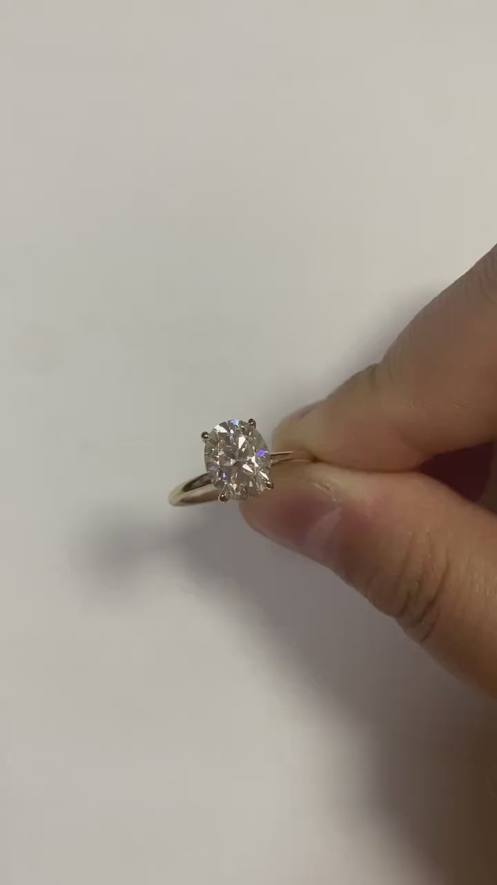 1.0-3.0 CT Oval Lab Grown Diamond Solitaire Engagement Ring