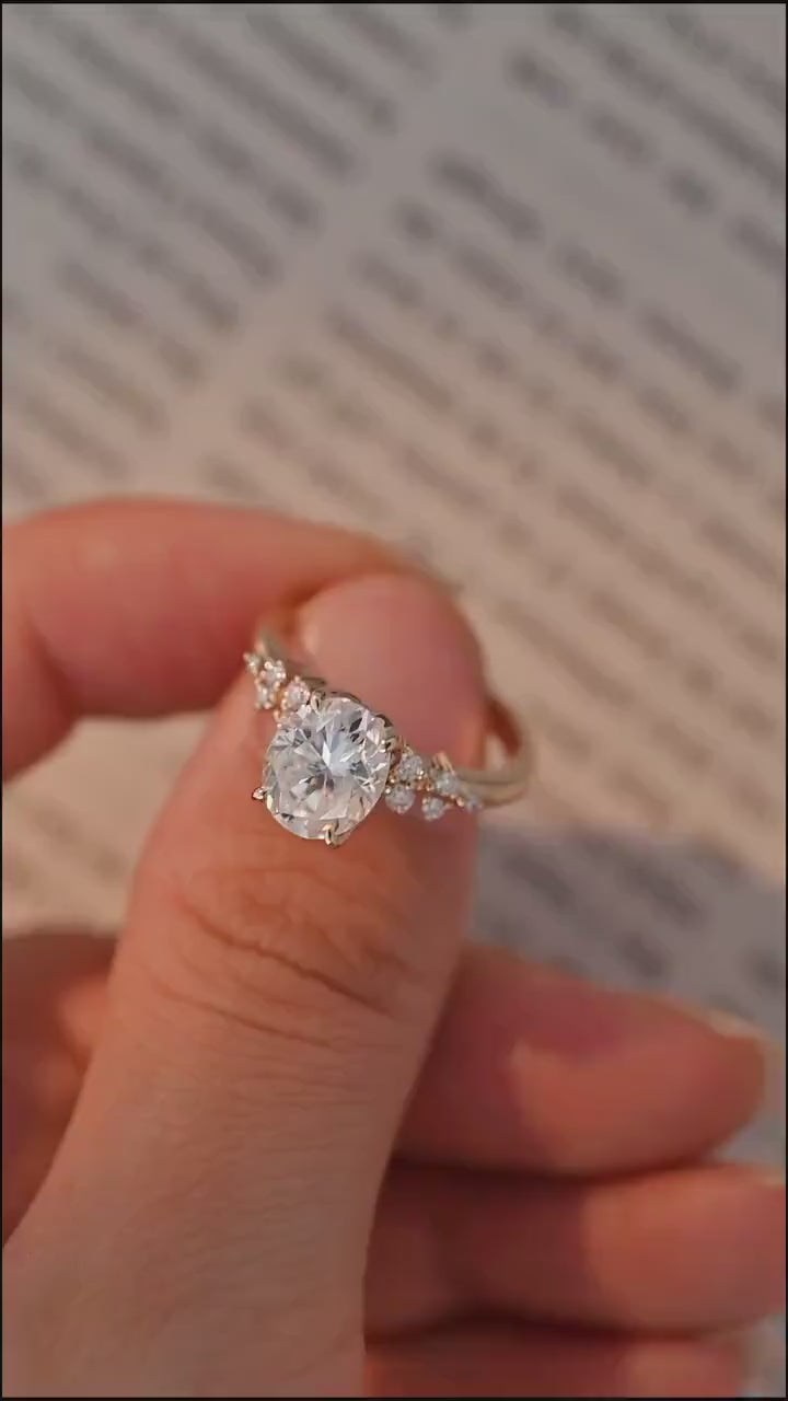 1.0-3.0 CT Oval Lab Grown  Diamond Cluster Setting Engagement Ring