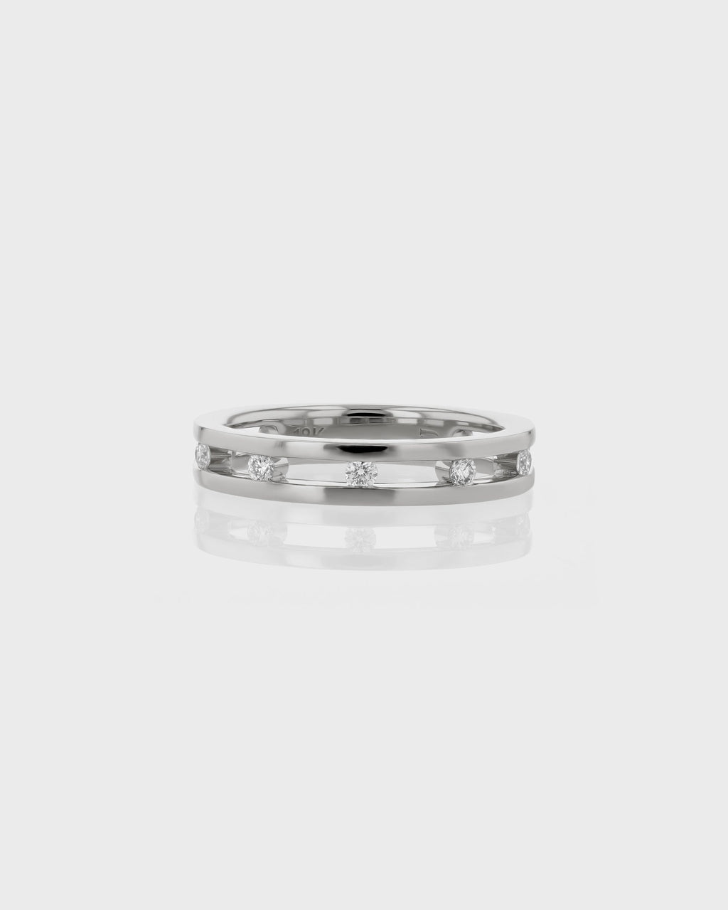 0.30 TCW Round EF-VVS Diamond Double Wedding Band