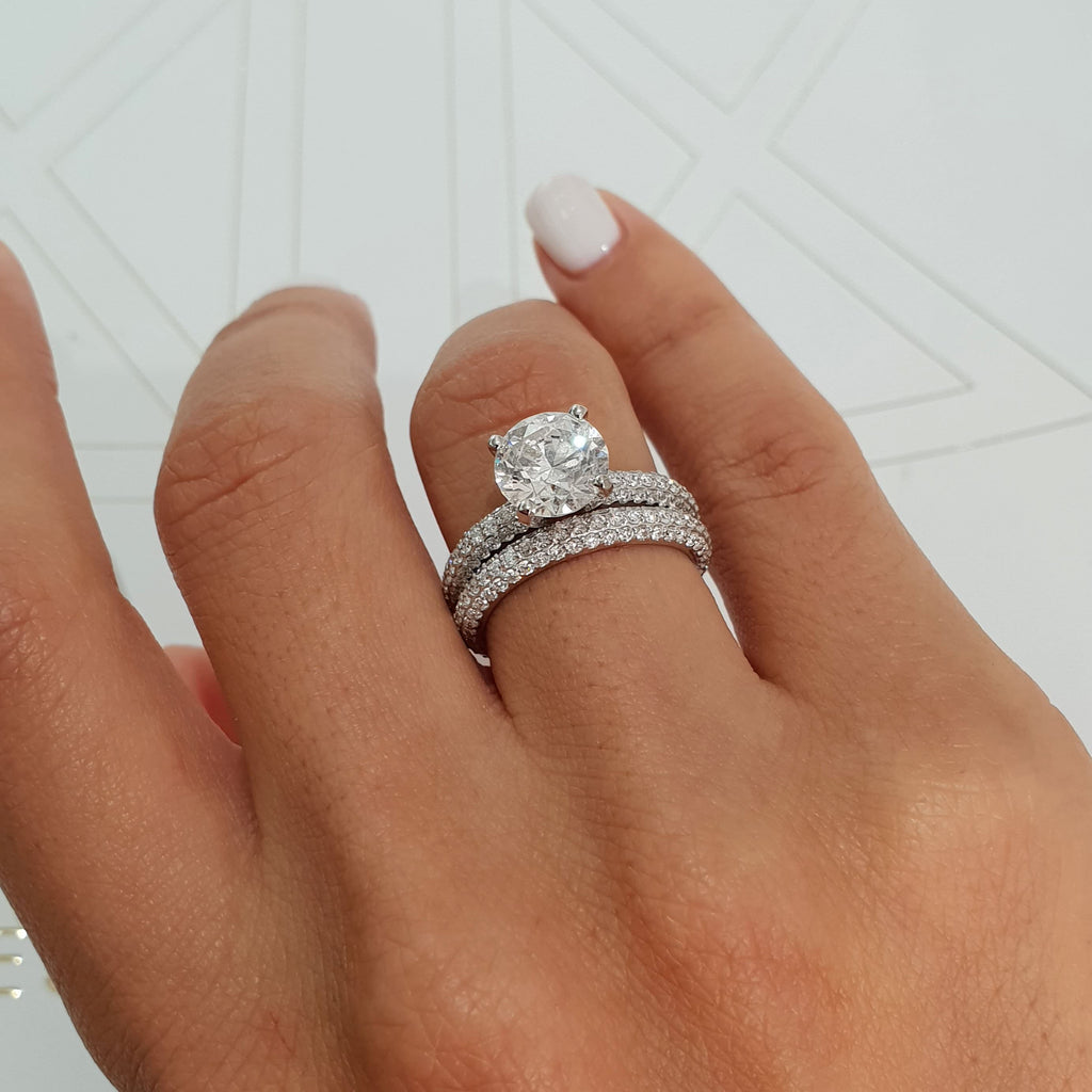 2.0 CT Round Solitaire & Pave F-VS Loose Diamond Bridal Set - Camila Brown