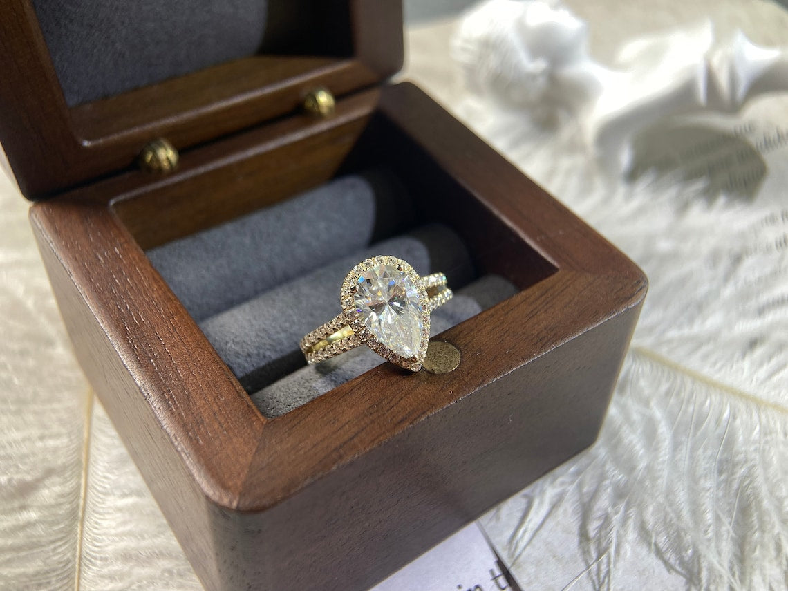 1.0 - 3.0 CT Pear F/VS1 CVD Diamond Halo Cathedral Setting Engagement Ring - Camila Brown