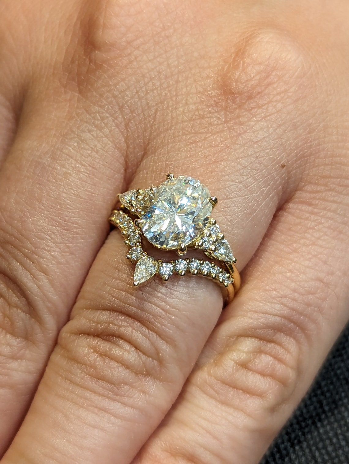 1.50-3.50CT Oval F/VS1 CVD Diamond Cluster Engagement Ring - Camila Brown