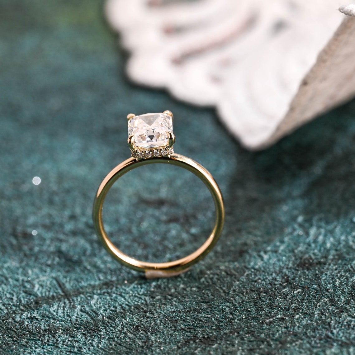 1.0-3.0 CT Radiant Cut F/VS1 CVD diamond Solitaire Engagement Ring - Camila Brown