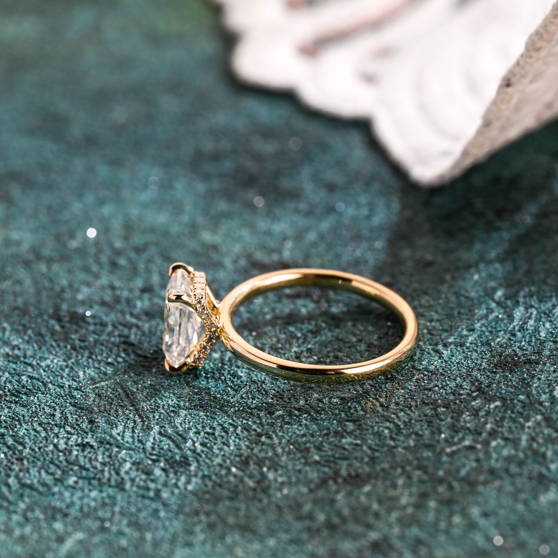 1.0-3.0 CT Radiant Cut F/VS1 CVD diamond Solitaire Engagement Ring - Camila Brown