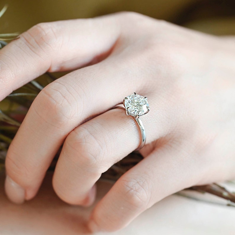1.0 - 3.0 CT Round F/VS1 CVD Diamond Hidden Halo solitaire Engagement Ring - Camila Brown